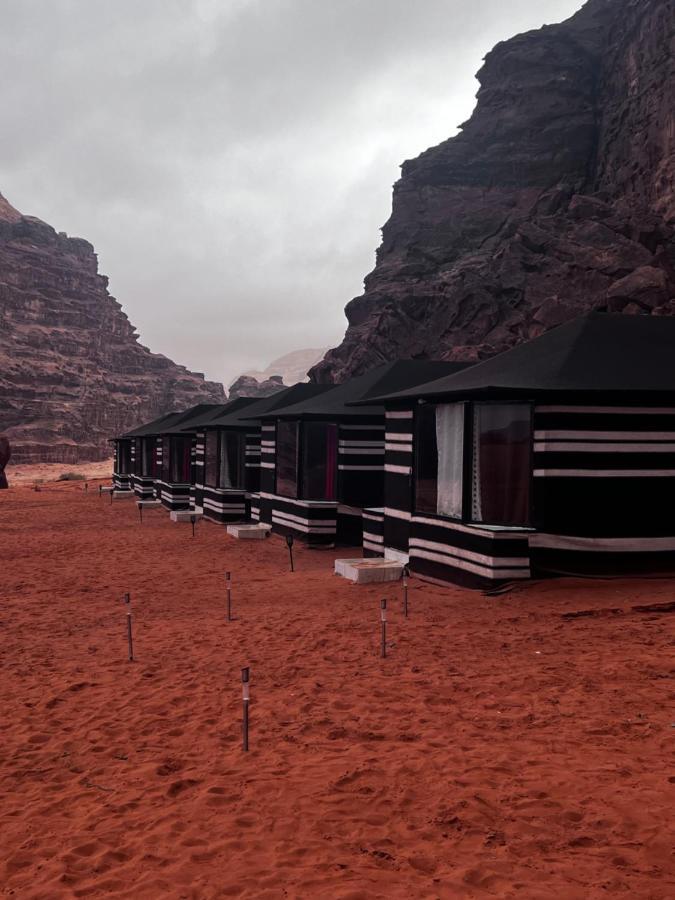 Red Planet Adventure Camp ワディ ・ラム エクステリア 写真